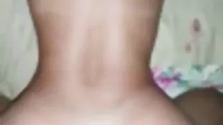 බිඳ බරපතල කෙල්ල murking මිනිහා විසින් කෙළ