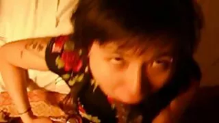 මිනිසා සුසර හා රූපලාවන්ය doggy ශෛලිය