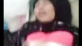 ආකර්ශනීය දැරිය පිරිමි කුකුළා